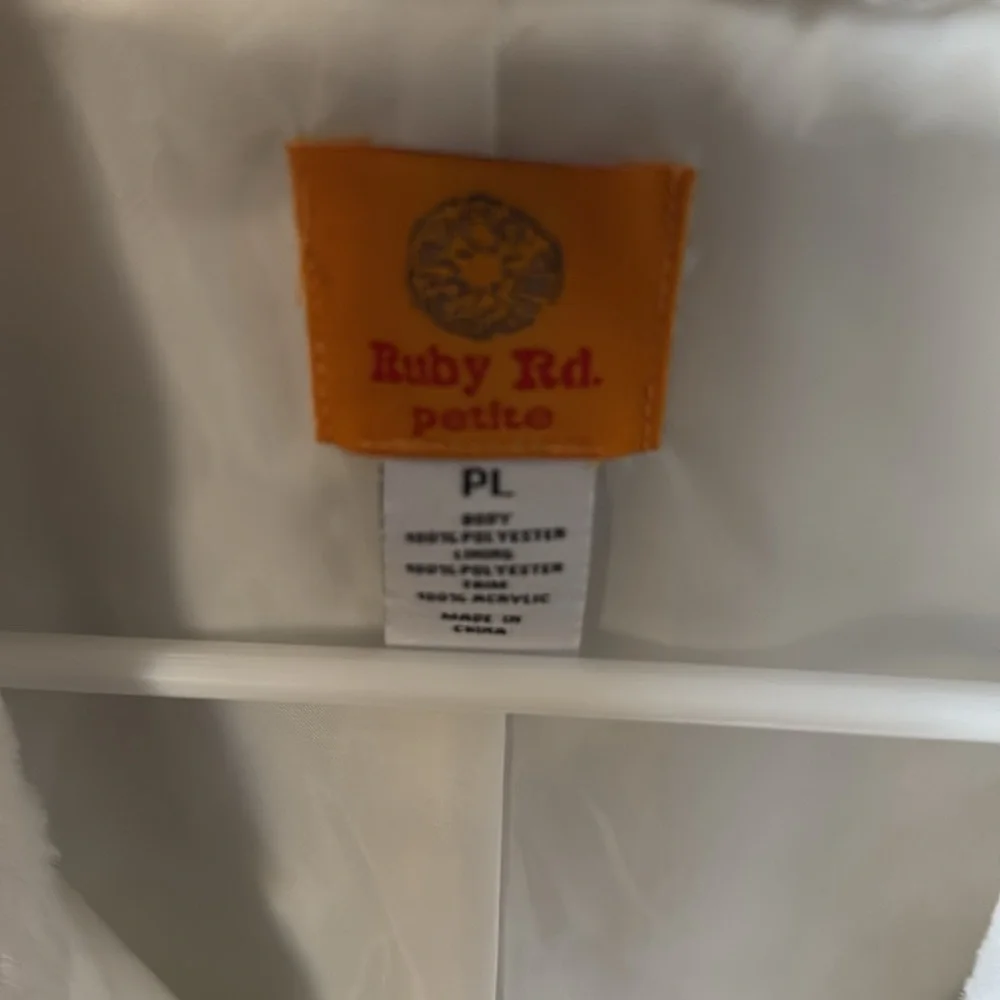 Ruby Rd. vest - Picture 2 of 3